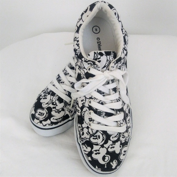 mickey mouse tennis shoes